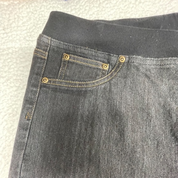 Women’s 16 K.Jordon Black Jeans - Picture 6 of 13